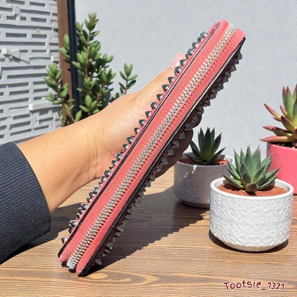 CHRISTIAN LOUBOUTIN - Panettone spiked Pink long wallet - Picture 11 of 13